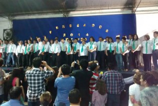 Ayer egresaron, tras convenio con el CGE y el C.C N� 24 y la Municipalidad de Villaguay, los empleados del municipio que completaron los estudios y se recibieron obteniendo el titulo de estudios secundarios